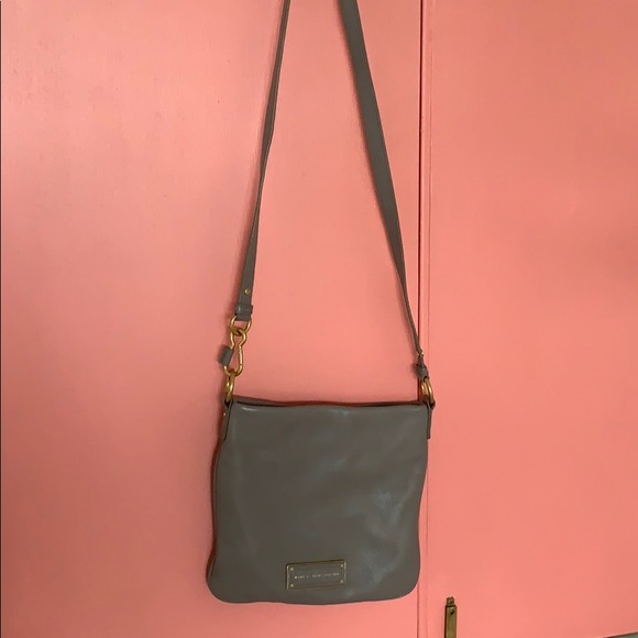 NWOT Marc Jacobs gray cross body/shoulder handbag - Picture 1 of 8